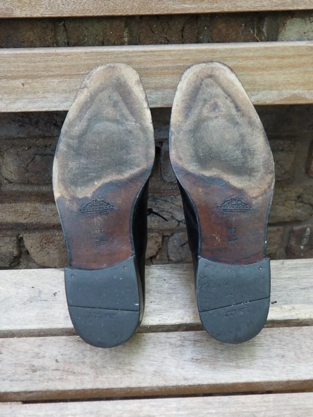 vintage Bally Delfio black leather cap toe oxfords UK 8 US 9 made in Italy